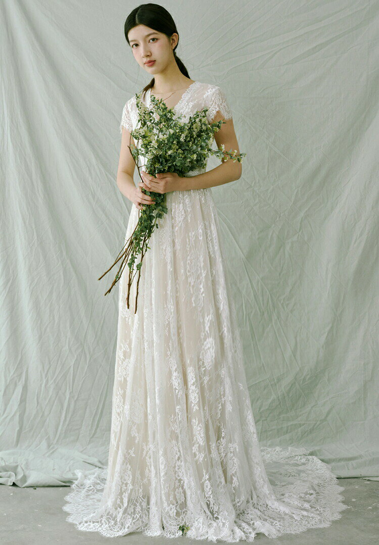 マーメード ウェディングドレス【着後レビュー特典】【サイズオーダー無料！】ナチュラルレースが可愛い 結婚式 花嫁 持ち込みドレス ドレス カジュアル シルク調 シンプル インポート 大きいサイズ ブライダル 可愛い パーティ 発表会 前撮り ウエディングドレス