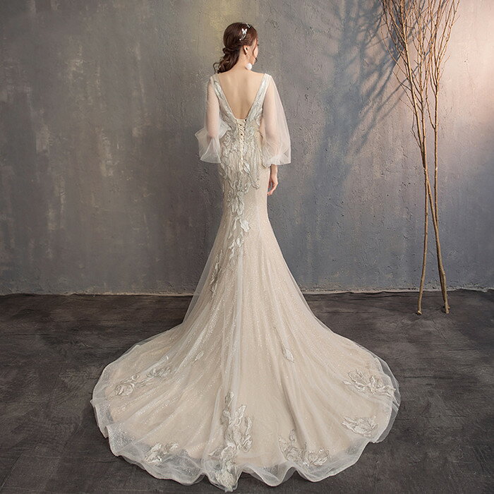 マーメード ウェディングドレス パフスリーブ【着後レビュー特典】チュラルな美しいライン マーメイドライン 深Vネック 大きいサイズ カジュアル 長袖 ホワイト インポート ブライダル パーティ 花嫁衣装 リゾート 結婚式 二次会 前撮り 後撮り ドレスウエディングドレス