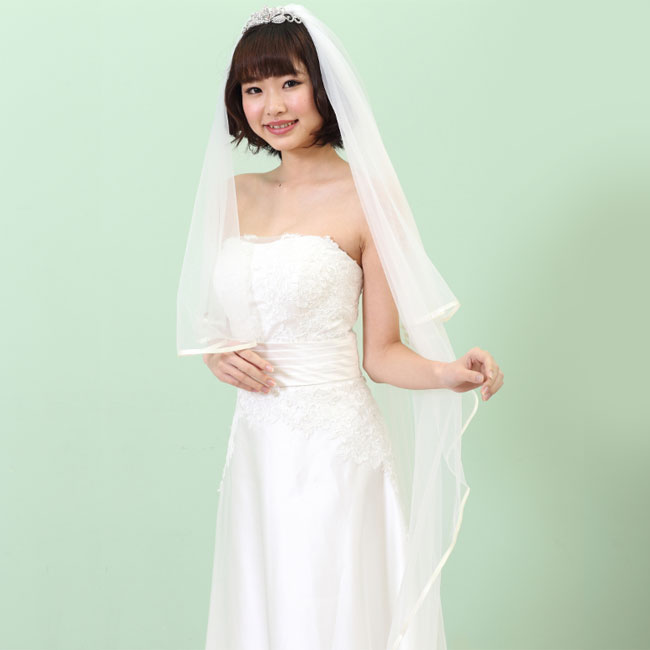 上品なサテンリボン 2m ウェディングベール ロング ヴェール Veil ウエディング パイピング セミロング シンプル 定番人気 スッキリ モダン 透明感 2層2段ベール フェイスアップホワイト オフホワイト 金属製コーム 選べる7サイズ V-F004-A4-43 70×200cm W150cm