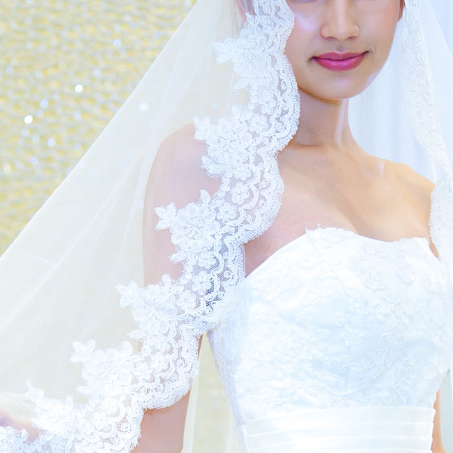 マリアベールロング丈 レース縁取り 豪華 ウエディング エレガント 花レース 結婚式マリアベール サイズ【ロング丈】長さ：320cm 幅選択