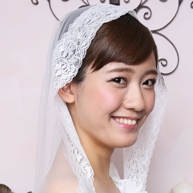 マリアベールミドル丈 レース縁取り 豪華 ウエディング エレガント 花レース 結婚式マリアベール サイズ【ミドル丈】長さ：150cm 幅：130cm 3