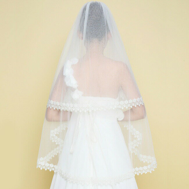 ウェディングベール ミドル ヴェール Veil ウエディングベール光沢 刺繍 ケミカル 4cm ヒップ丈 ショート ベール 透け感 チュール ホワイト オフホワイト フェイスアップベール スチールコーム付 65cm + 100cm ヒップ丈 選べる