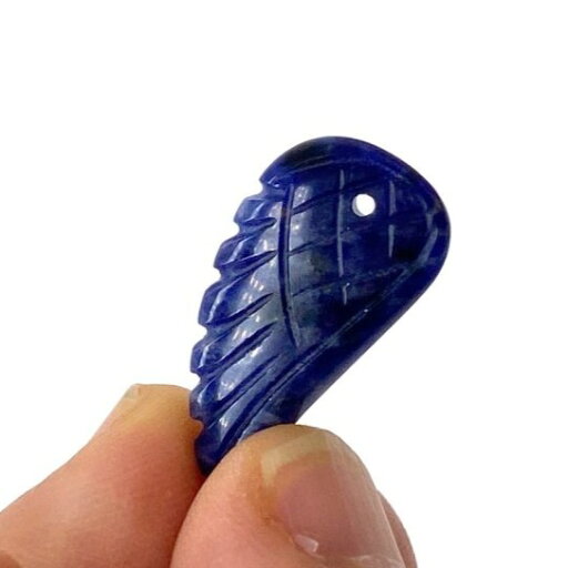 ソーダライト 翼 彫刻 1個 高品質 天然石 パワーストーン ハンドメイド 素材 ばら売り 1玉販売 ソーダライト 翼 彫刻 1個 高品質 天然石 パワーストーン ハンドメイド 素材 ばら売り 1玉販売