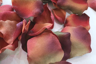 造花　アーティフィシャルフラワー　ローズぺタル赤（バラの花びら）【メール便可】