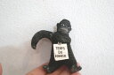 ガーデンアクセサリー ゴリラぶらり