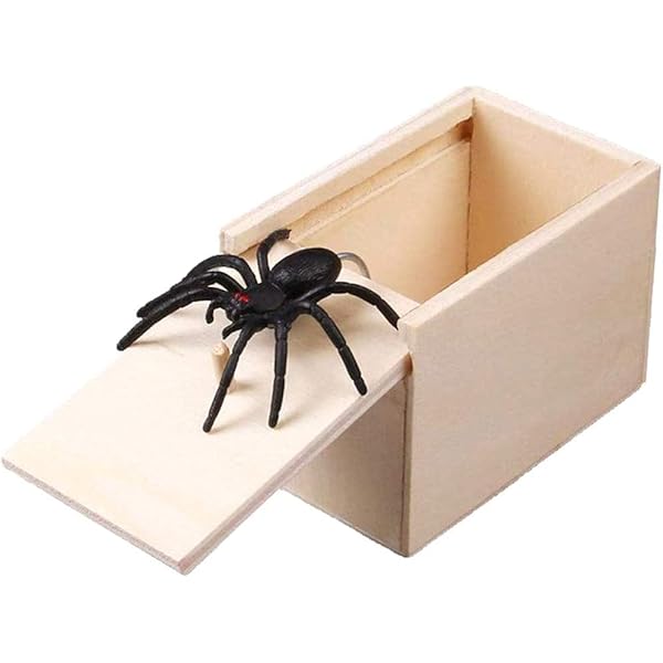 ドッキリ 蜘蛛 飛び出す びっくり箱 いたずら グッズ おもしろ パーティーグッズ 恐怖ボックス 悪ふざけ 木箱 動物 恐怖 ジョークおもちゃ 誕生日 クリスマス お歳暮 ギフト 冗談 玩具おもちゃ雑貨手品