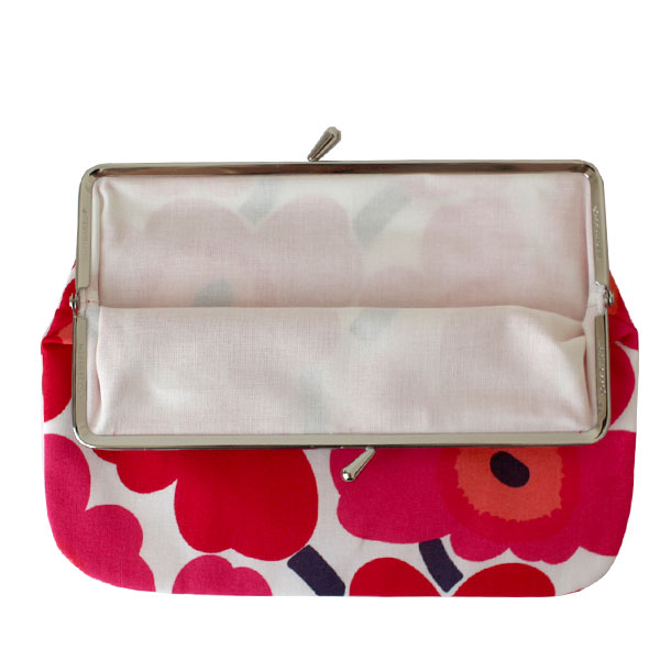 マリメッコ ( marimekko ) ポーチ がま口 MINI UNIKKO ( ミニ ウニッコ ) PUOLIKAS KUKKARO 小物入れ( 横長大 )/ ホワイト×レッド 【 正規販売店 】