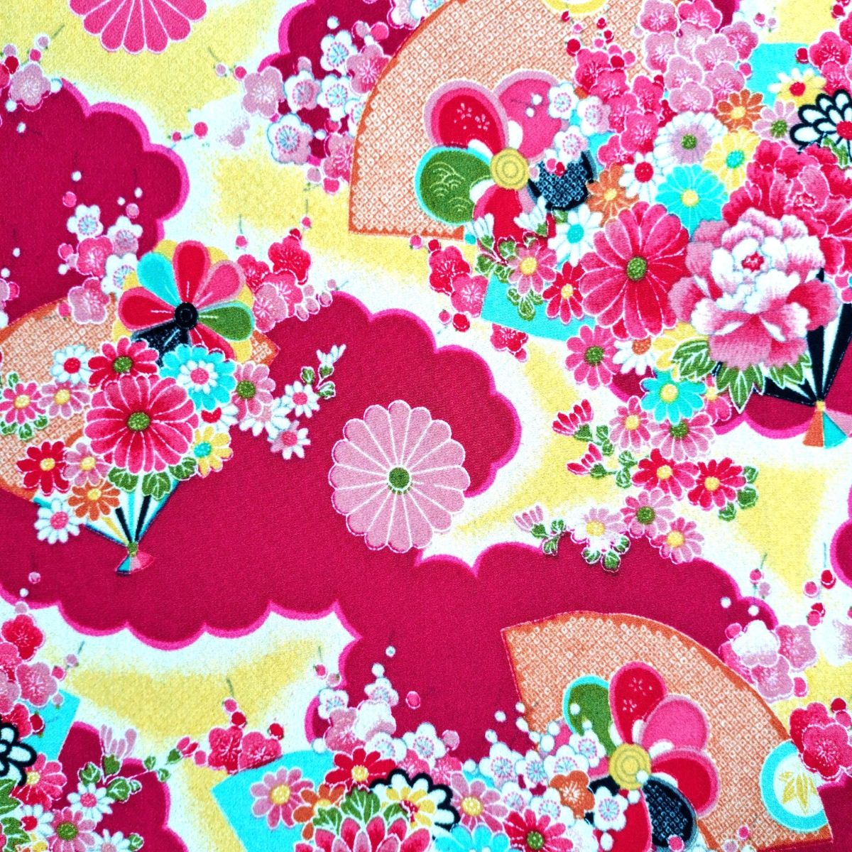 ちりめん 生地 一越 友禅 花柄 扇に菊（ぼたん色) HY03-B 10cm 髪飾りやつまみ細工に レーヨン 縮緬 は..