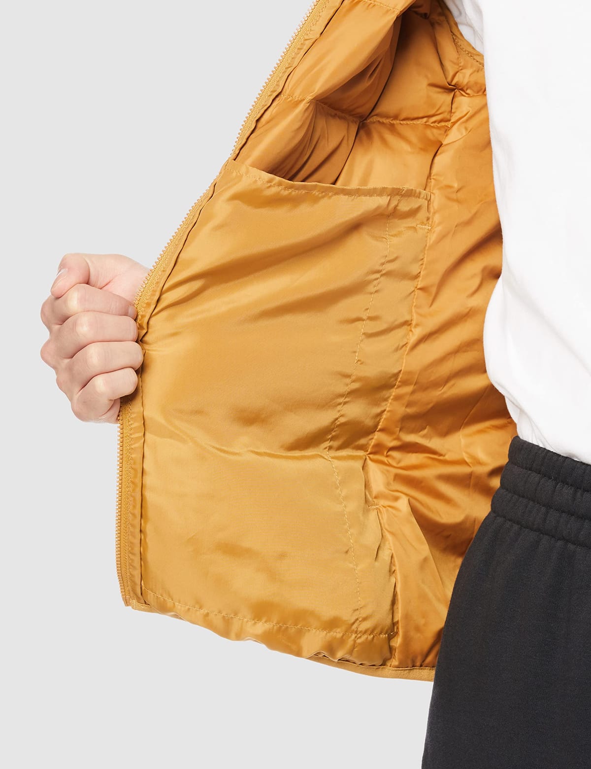 [アディダス] ダウン エッセンシャルズ ダウンジャケット IZG13 メンズ