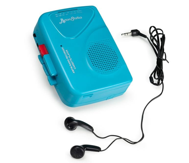 《 日本語説明書 》ByronStatics ポータブルカセットプレイヤー テープレコーダー録音機能 FM/AMラジオ カセットプレーヤー 内蔵マイク 外部スピーカー 音声起動システムVAS 単3電池2本または USB電源駆動 イヤホン付き (単品, テ