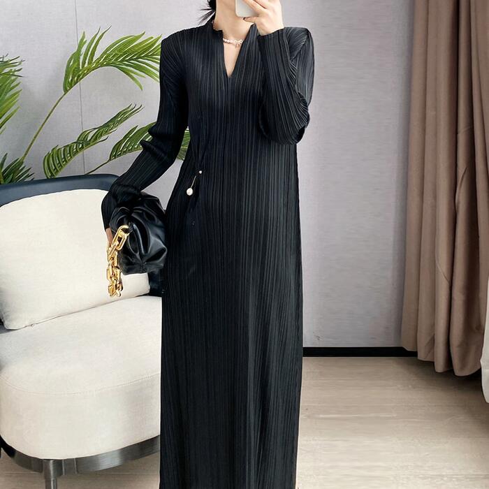 ワンピース ワンピ ドレス 袖あり プリーツ キーネック レディース エレガント きれいめ カジュアル 長袖 大人 可愛い ロング丈 シンプル かっこいい クール グリーン 緑 イエロー ブラック 黒 春 秋 冬 20代 30代 40代 50代