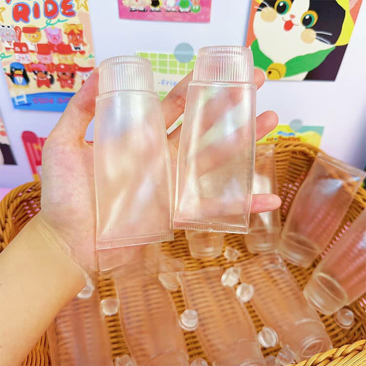 手作り 透明 スクイーズの袋 空ボール 歯磨き粉 透明チューブ ハンドメイド 手作り DIY ぷにぷに やわらかい 空ボール 7個セット スクイーズ用 ストレス解消グッズ 握るおもちゃ 伸びる 子供 fampa-10003870 株式会社FAMオンラインショップ サンプル画像3
