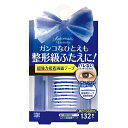 ●強力接着で水や汗に強く、1日中ふたえをキープ！ ●バレない！埋没式両面テープ ●1日クッキリ！強力接着 ロングキープ処方採用。時間が経てば経つほど密着力アップ ●医療用テープ粘着剤使用 ●132枚入り（両目で66回分） ●透明タイプ 商品情報メーカー名、又は販売業者名 株式会社Dear Lauraお客様相談室：0120-66-9243広告文責株式会社ファンメディカル　&nbsp;TEL:097-546-7109区分日本製・化粧品 ご使用方法 1）付属スティックの先を軽く押し当て、作りたい二重ラインを確認します。 2）テープの先端をスティックの先に乗せて、作りたい二重ラインの下に合わせて貼り、指で軽く押さえて密着させます。 3）表面のはくり紙の中心を指でつまみ、左右に丁寧にはがします。 4）スティックで二重ラインを押さえながら、ゆっくり目を開けなじませます。素材 テープ：ポリエステルスティック：PP注意事項 ●お肌に異常が生じていないかよく注意して使用してください。 ●目や肌やまぶたに傷、はれ物、かぶれ等の異常がある場合はご使用をおやめください。 ●使用中、お肌に赤み、はれ、かゆみ、刺激、色抜け（白斑等）や黒ずみ等の異常があらわれたときは使用を中止し、皮フ科専門医等へご相談ください。続けてご使用になりますと悪化させる事があります。 ●アレルギー体質の方は使用しないでください。 ●8時間以上のご使用はお肌に負担をかける場合がありますので、お控えください。 ●就寝時には、本品を除去してください。除去の際、まぶたをこすりすぎると、肌を傷つけることがありますのでご注意ください。 ●保管する際は、フタを閉じて、極端な高温又は低温の場所、直射日光のあたる場所には保管しないでください。 ●乳幼児やペットの手の届かないところに保管してください。●スティックが目に入らないようにご注意ください。 ●一度使用した製品は、再使用しないでください。 店頭在庫と共有のためご注文頂いた時点で店頭販売と重なり欠品している場合がございます。予めご了承くださいませ。 JAN 4571307601468