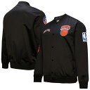 エントリーでポイント 5倍【公式グッズ】NBA ニックス ジャケット Mitchell & Ness(ミッチェル&ネス) メンズ ブラック (NBA Mitchell & Ness Men's SP25 MNC HWC Blackout Collection Vintage Satin Jacket)(4)