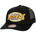 NBA レイカーズ アジャスタブルキャップ Mitchell & Ness（ミッチェル＆ネス） メンズ ブラック (NBA MNC Team Seal Snapback Mesh Trucker)