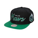 NBA マーベリックス スナップバック キャップ Mitchell & Ness（ミッチェル＆ネス） メンズ ブラック (NBA MNC HWC MVP Team Script 2.0 Snapback)