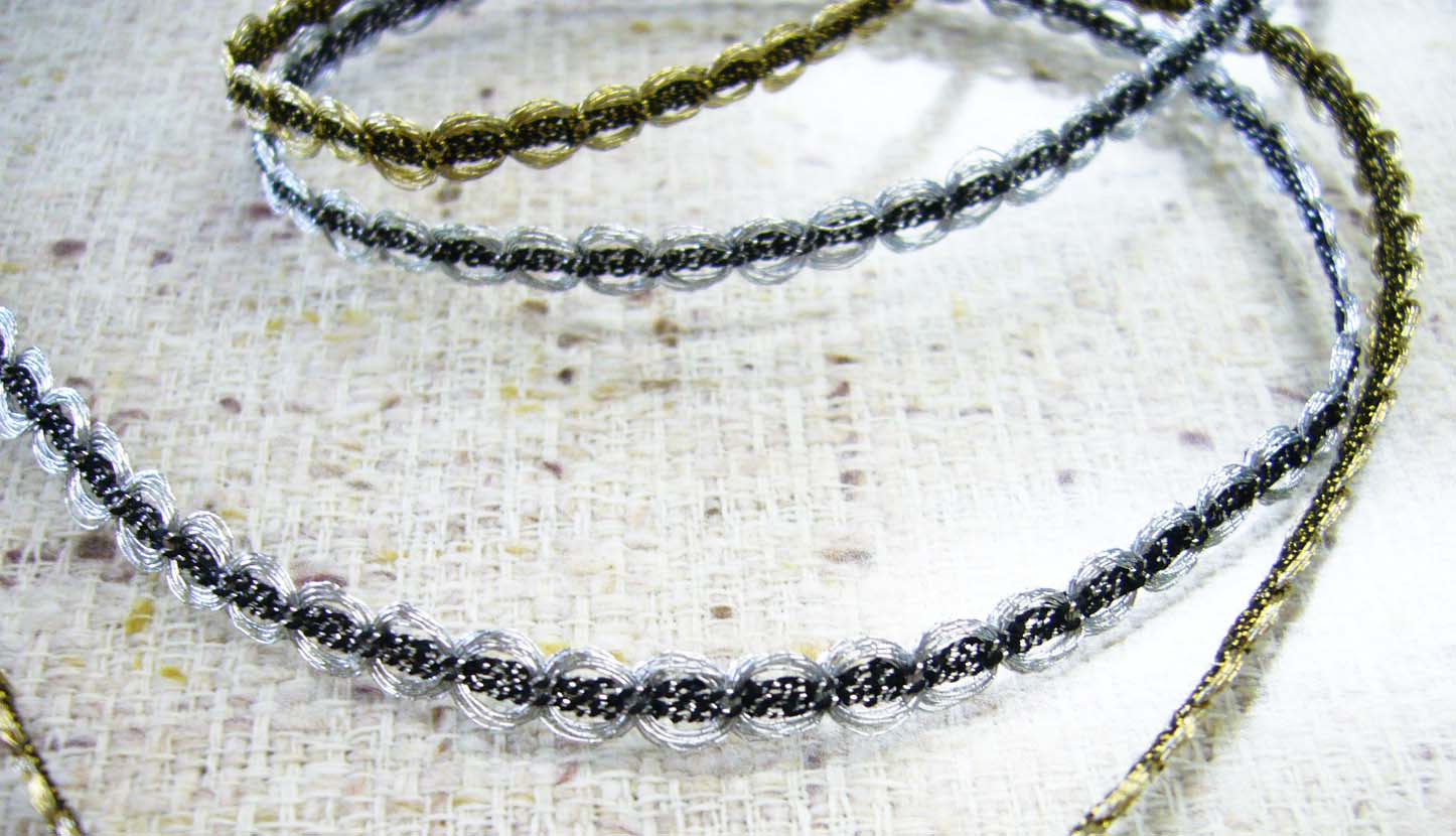 メタリック　ブレード(幅 :約6mm）《価格は1mのお値段です・巻単位購入50%オフ・1巻＝30m》※商品の特性上、表記サイズより多少前後する場合がございます。ご了承願います。(No.113-5291)