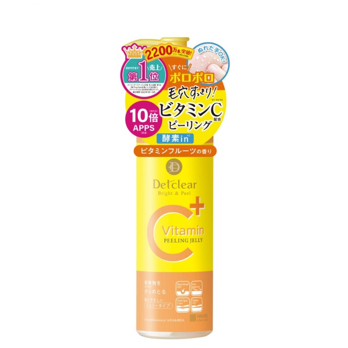 ビタミンC＆酵素配合のピーリングジェリーで気になる毛穴やくすみ(古い角質による)にアプローチ！ 【3種のビタミンIN！】 浸透性の優れたビタミンC誘導体APPSを従来品の10倍配合。 さらに新たに2種類のビタミンC誘導体をプラスしてバージョンアップ！ パパイン酵素配合で毛穴汚れもしっかり落とします。 【お肌にやさしい】 余分な角質を浮き上がらせる果実AHAエキスと、角質をやわらかくする植物BHA含有エキスを配合。 合成着色料、鉱物油、アルコールを配合していないため、お肌にやさしくピーリングが行えます。 香り：ビタミンフルーツの香り 内容量：180ml 【使用方法】 清潔なお肌にご使用ください。 入浴時のご使用等で、水分が残っているお肌にもお使いいただけます。適量（3～5プッシュ）を手に取り、目や唇の周りを避け、気になる部分へやさしくマッサージするようにのばします。ポロポロと汚れが落ちたら、すすぎ残しないように十分に洗い流してください。朝の洗顔前のご使用もおすすめします。週1～2回のご使用が目安です。力を入れすぎないよう、こすりすぎにご注意ください。 【全成分】 水、グリセリン、カルボマー、ステアルトリモニウムクロリド、パルミチン酸アスコルビルリン酸3Na、ヘキシル3－グリセリルアスコルビン酸、3－ラウリルグリセリルアスコルビン酸、パパイン、ツボクサ葉エキス、ドクダミエキス、ノイバラ果実エキス、オレンジ果実エキス、オレンジ油、セイヨウナシ果実、ビルベリー果実エキス、ヨーロッパキイチゴ果実エキス、レモン果実エキス、リンゴ果実エキス、サトウカエデエキス、サトウキビエキス、リンゴ酸、酒石酸、サリチル酸、サリックスニグラ樹皮エキス、グリコシルトレハロース、加水分解水添デンプン、BG、シクロデキストリン、スクロース、パーム油、コーンスターチ、香料 ＜4902468226731＞ ・メーカー名又は輸入者名：明色化粧品 ・原産国・製造国：日本 ・商品区分：化粧品 ・広告文責： 株式会社ダイユーエイト 0120-838-899 【ご購入前にご確認ください】※こちらの商品は日本郵便株式会社のゆうパケットパフでの配送です。配送方法はポストまたは玄関前への置き配(非対面)となりますのでご了承ください。また、当店から発送後の商品の紛失・破損などのトラブルにつきましては一切の責任を追いかねます。※こちらの商品はゆうパケットパフでのお届けのため、配送日時はご指定いただけません。システムの都合上入力は可能ですが、ご対応は致しかねます。予めご了承ください。※こちらの商品は代引きでのお支払いはお受けできません。そのため、注文はキャンセルとさせていただきます。ご了承ください。※当店ではのし・ラッピング梱包は承っておりません。※お客様都合でのキャンセル及び返品・交換は受け付けておりません。あらかじめご了承の上、ご注文ください。※商品の仕様・パッケージや原産国・原産地などは、メーカーの都合により予告なく変更される場合がございます。最新の情報につきましては、メーカーにご確認くださいますようお願いいたします。