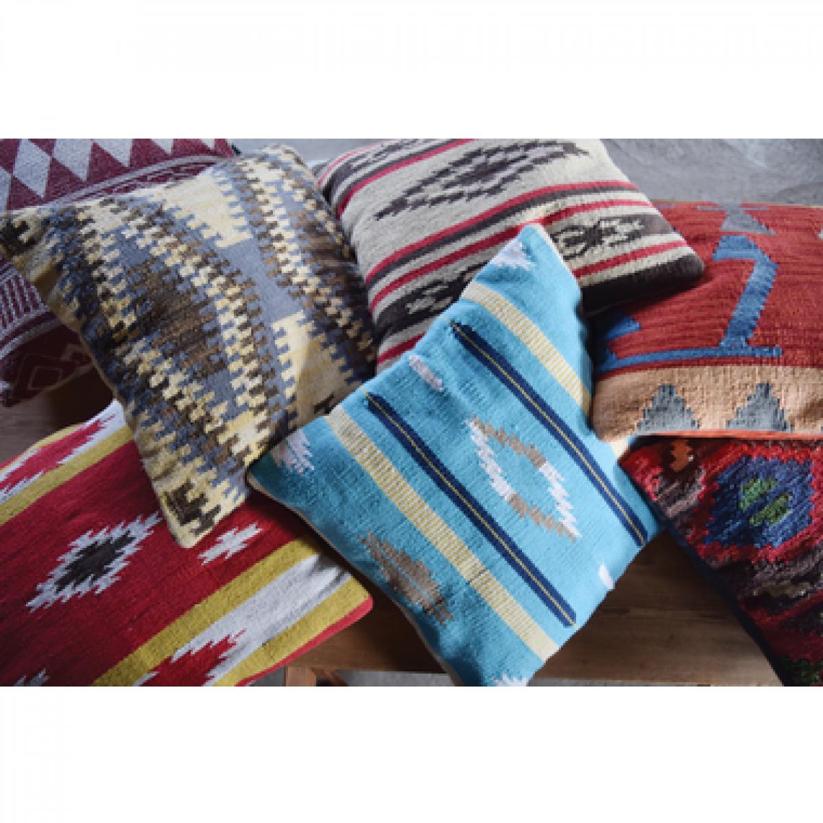 【I】東谷 Azumaya クッション TTC-340F 新生活 おしゃれ 模様替え 映え【代引不可/北海道・沖縄・離島不可】