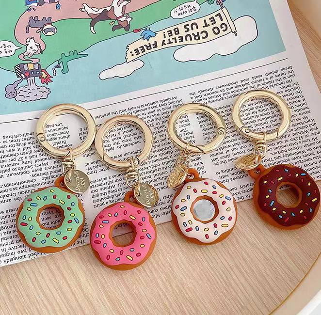 AirTagケースカバー エアタグ かわいい キャラクター シリコン キーホルダー 紛失防止 全面保護 衝撃吸収キーホルダー 紛失防止 落とし物 追跡 保護