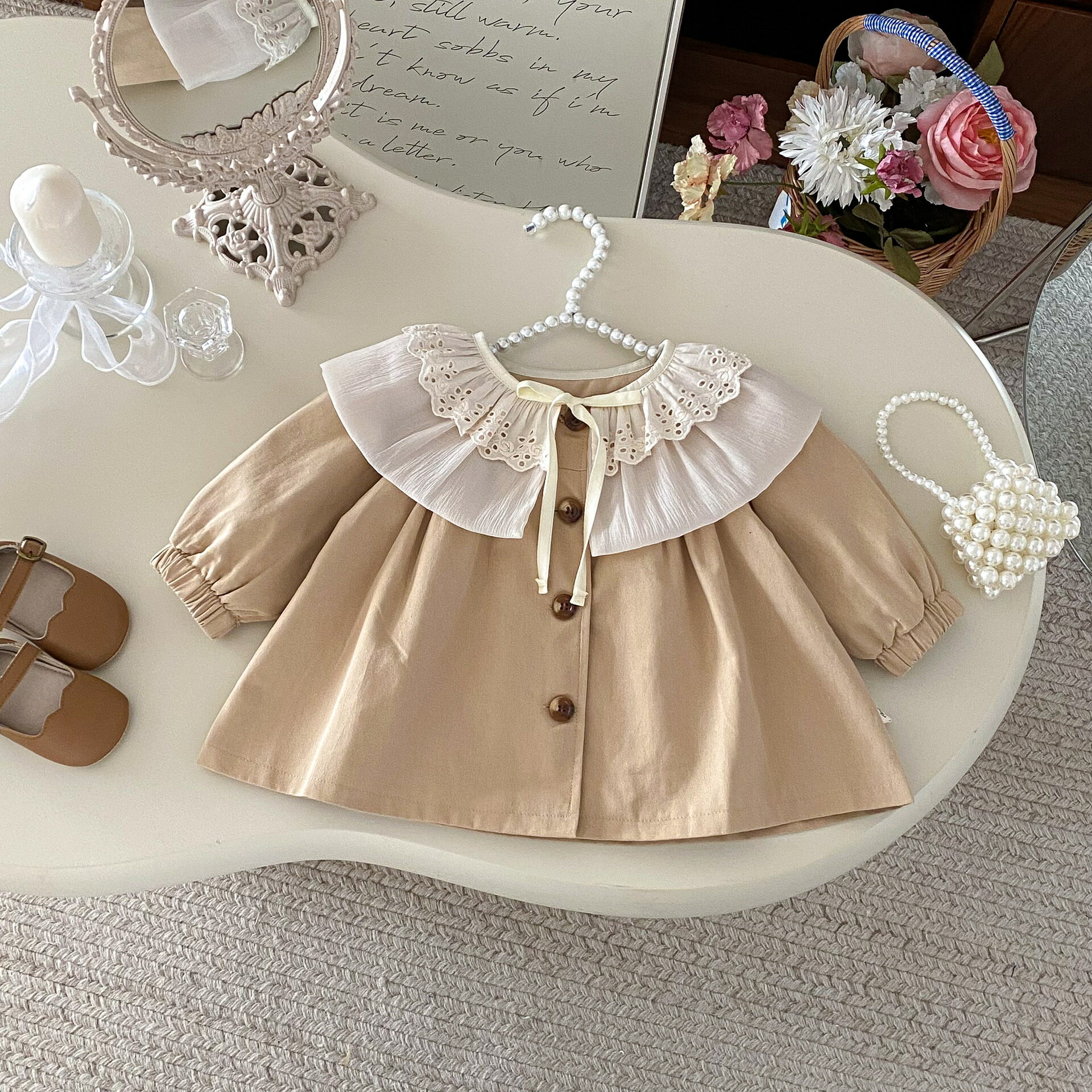Rakuten - 女の子用 コート トレンチコート ベビー キッズ 長袖 フラワーカラー おしゃれ かわいい レース付き