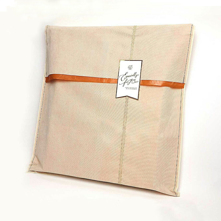 ギフトラッピングオプション(不織布包装&「Especially for you」タグ付ゴム)