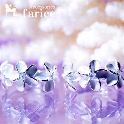 3プルメリア(花) フラワーレイデザイン クリアキュービックジルコニア装飾 花びらマット加工&縁取りライン光沢仕上げ レディース ハワイアンジュエリー ワンタッ...