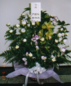 お供えかご花（E)