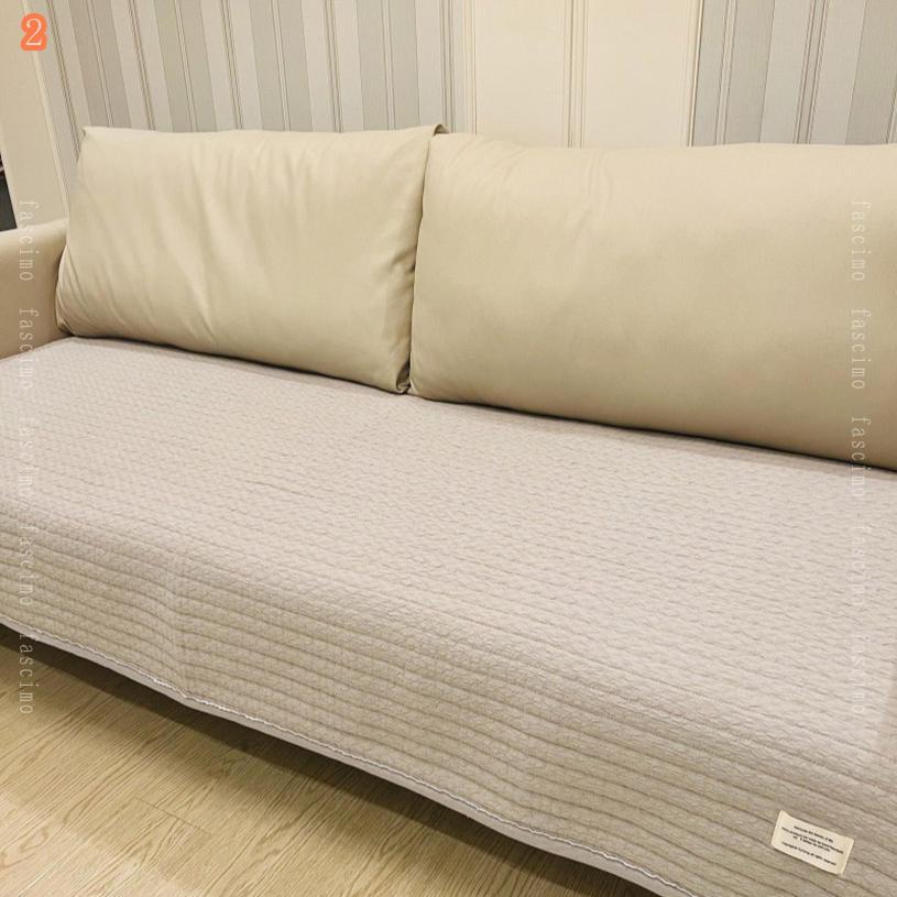 500円OFFクーポン ソファカバー 柔らかい 四季適用 1/2/3/4人掛け用 長方形 キルティング 現代風 マルチカバー ペットソファーシーツ 滑り止め 室内マット シンプル 1ピース コットン 多機能 無地 模様替え ベッドカバー 肘あり 純色 北欧 ソファーシーツ fascimo [2]
