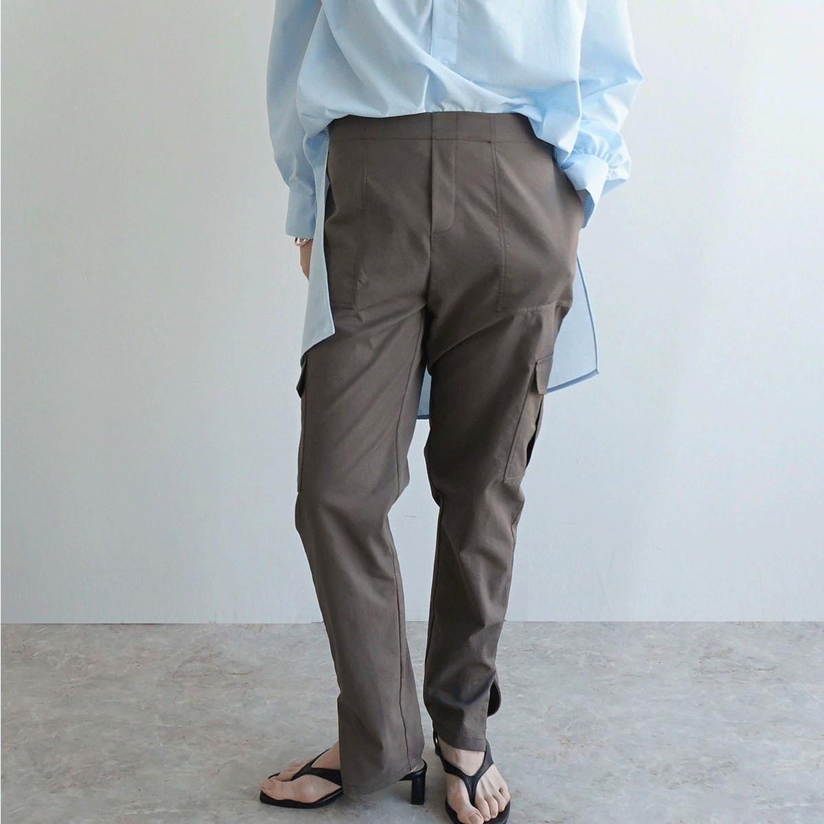 「スリムカーゴパンツ」　トレンド　カーゴパンツ スリムフィット ワークウェア カジュアルウェア ミリタリーファッション 　ポケット アウトドア ファッション　代官山　FASHFREN　ファスナー　綺麗目のサムネイル