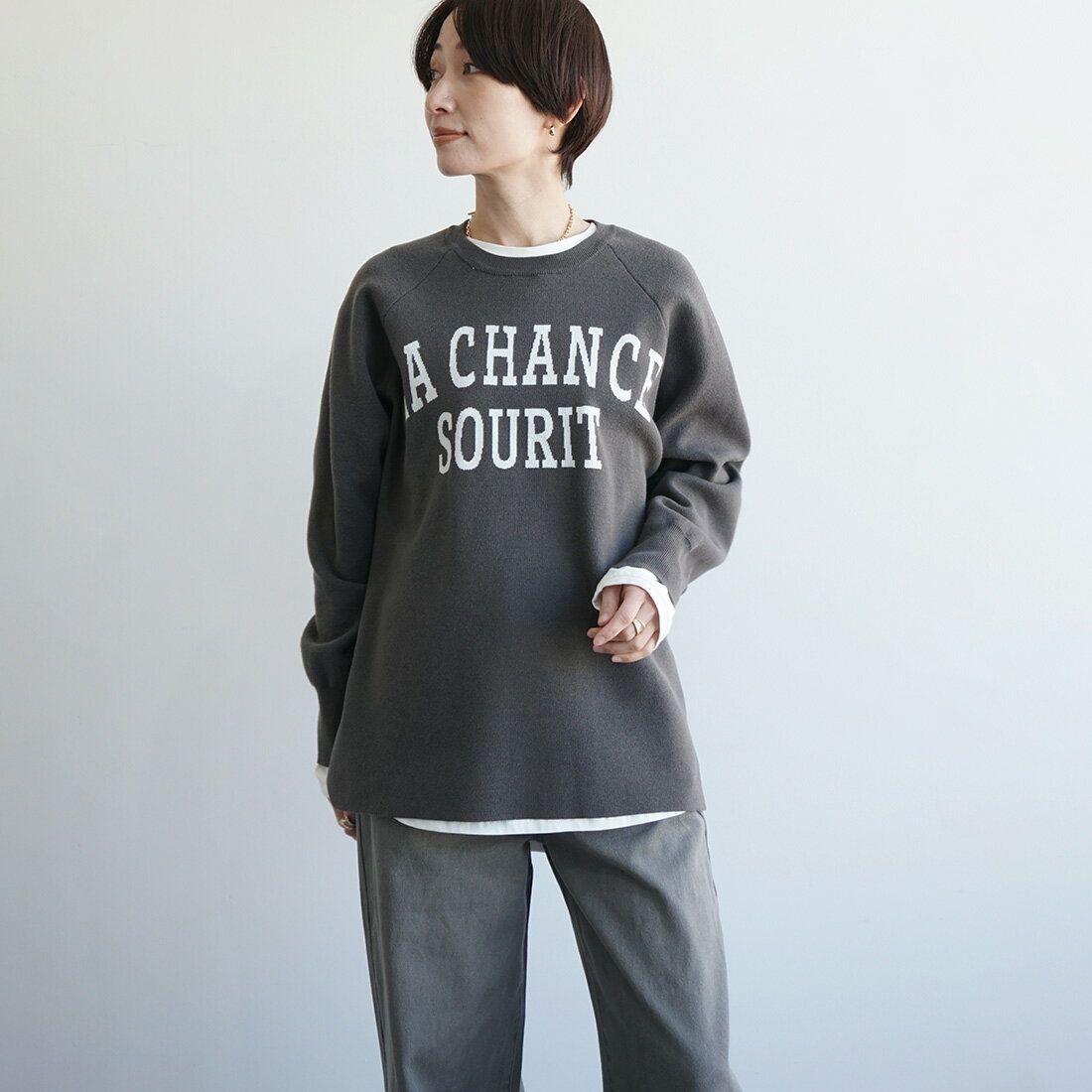 ロゴオーバーニット 3月下旬再入荷