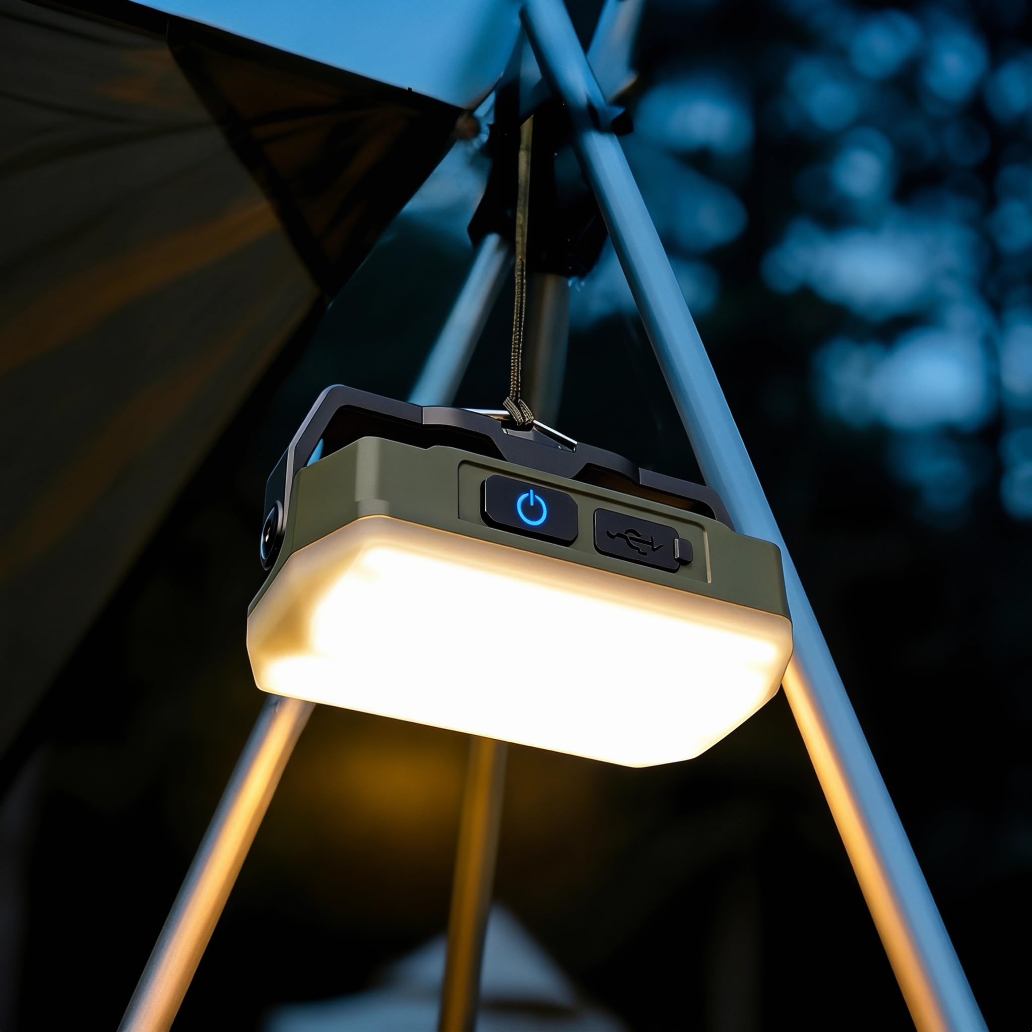 【超高輝度＆大容量＆LED残量表示＆USB充電】： LEDランタン充電式は高品質LEDチップを搭載して、超高輝度を持て、十分に明るい発光でき、より広い範囲を照らします。ランタンledは4000mA大容量電池を搭載しており、フル充電したら8時間以上連続使える（明るさによって、使用時間が異なる）USBケーブルで充電で、電池交換の面倒もないし、配線やコンセント接続の必要もありません。LED残量表示機能は、バッテリー残量が一目瞭然できますので、充電のタイミングがより掴みやすく、充電切れの心配もありません。【無段階調光三色温緊急SOS】： LEDキャンプランタンは電球色、昼白色、昼光色、SOSの四つのモードが簡単に切り替え、様々な場面に適しています。輝度は10%-100%無段階調光に対応するため、自由に明るくなったり暗くなったりします。気持ちによってお好きな明るさを調節できる。キャンプ、登山、車中泊、夜釣りなどのシーンはもちろん、停電/応急/非常用の防災ライトなど様々な場面にも適しています。【強力マグネットフック付き工事不要/取り付け簡単】： ledランタンは、強力マグネットで金属面に直接に貼り付けます。金属のない場所に、付属の粘着金属プレートを利用して貼り付けます。 滑らかな表面ならどこにでも貼ったり、金属表面ならどこでも簡単に吸着できます。好きな場所に工事不要に装着できます。配線が不要で、取り付け/取り外しが簡単です。また、吊り下げフックも付いて、テントランタンとして引っ掛けて使用可能です。LEDランタンの側面には三脚取付用の1/4″ネジ穴）があり、三脚を使って簡単に固定できます。【幅広い用途＆日常と防災両立】： LEDランタンは、キャンプ、アウトドア、散歩、夜釣り、登山、旅行、どのアウトドア活動に常に適用しており、また、地震、津波や台風などの自然災害が発生した時、停電、非常灯や防災ライトとしても使用できます。LETOUR LEDランタン充電式 超高輝度 無段階調光 三色温&amp;SOS点滅出品者の動画 メーカー希望小売価格はメーカーカタログに基づいて掲載しています【超高輝度＆大容量＆LED残量表示＆USB充電】： LEDランタン充電式は高品質LEDチップを搭載して、超高輝度を持て、十分に明るい発光でき、より広い範囲を照らします。ランタンledは4000mA大容量電池を搭載しており、フル充電したら8時間以上連続使える（明るさによって、使用時間が異なる）USBケーブルで充電で、電池交換の面倒もないし、配線やコンセント接続の必要もありません。LED残量表示機能は、バッテリー残量が一目瞭然できますので、充電のタイミングがより掴みやすく、充電切れの心配もありません。【無段階調光三色温緊急SOS】： LEDキャンプランタンは電球色、昼白色、昼光色、SOSの四つのモードが簡単に切り替え、様々な場面に適しています。輝度は10%-100%無段階調光に対応するため、自由に明るくなったり暗くなったりします。気持ちによってお好きな明るさを調節できる。キャンプ、登山、車中泊、夜釣りなどのシーンはもちろん、停電/応急/非常用の防災ライトなど様々な場面にも適しています。【強力マグネットフック付き工事不要/取り付け簡単】： ledランタンは、強力マグネットで金属面に直接に貼り付けます。金属のない場所に、付属の粘着金属プレートを利用して貼り付けます。 滑らかな表面ならどこにでも貼ったり、金属表面ならどこでも簡単に吸着できます。好きな場所に工事不要に装着できます。配線が不要で、取り付け/取り外しが簡単です。また、吊り下げフックも付いて、テントランタンとして引っ掛けて使用可能です。LEDランタンの側面には三脚取付用の1/4″ネジ穴）があり、三脚を使って簡単に固定できます。【幅広い用途＆日常と防災両立】： LEDランタンは、キャンプ、アウトドア、散歩、夜釣り、登山、旅行、どのアウトドア活動に常に適用しており、また、地震、津波や台風などの自然災害が発生した時、停電、非常灯や防災ライトとしても使用できます。LETOUR LEDランタン充電式 超高輝度 無段階調光 三色温&amp;SOS点滅出品者の動画