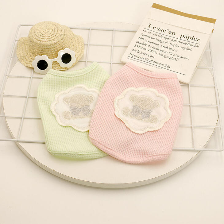 新作 秋冬 爽やか 小型犬服 超可愛いペット服 犬服 猫服 犬用 ペット用品 ネコ雑貨 パステルカラー くまちゃんアップリケ プチプラ タンクトップ メール便OK【a227】送料無料