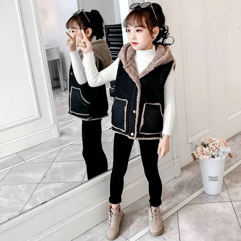 ベスト キッズ デニムベスト 秋冬 フード付きベスト デニムコート 裏起毛 ベスト コート 子供服 女の子 アウター 防寒 可愛い シンプル おしゃれ カジュアル ファッション きれいめ 無地 シンプル カジュアル おしゃれのサムネイル