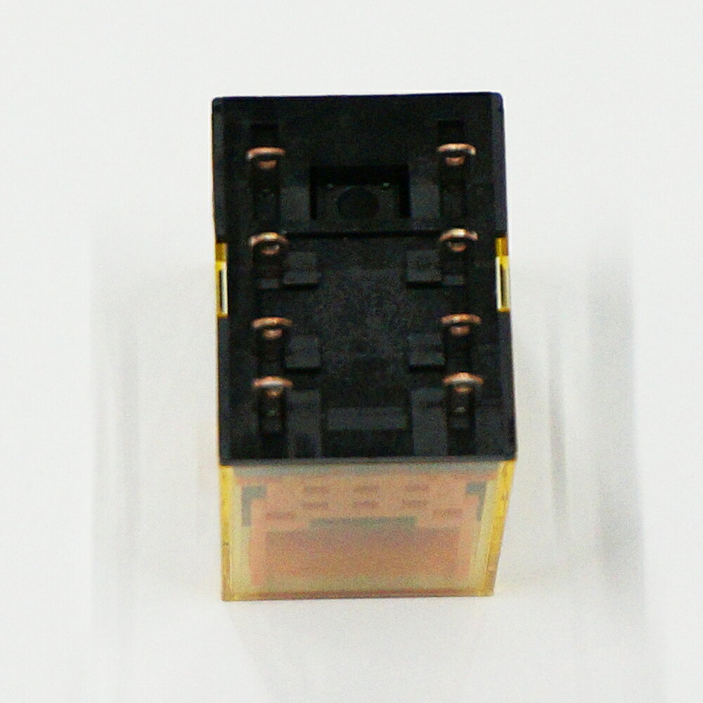 IDEC　RU2S-CD-D24　RUシリーズユニバーサルリレー　シングル接点　ソルダ端子　2極　ラッチングレバー無　順極性ダイオード付（動作表示LED有）　DC24V