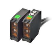 オムロン E3JK-TR12 2M AC/DC電源フリータイプ 光電センサ 透過形 検出距離5m 入光時ON/遮光時ON(切替式) リレー出力 コード引き出しタイプ(2m)