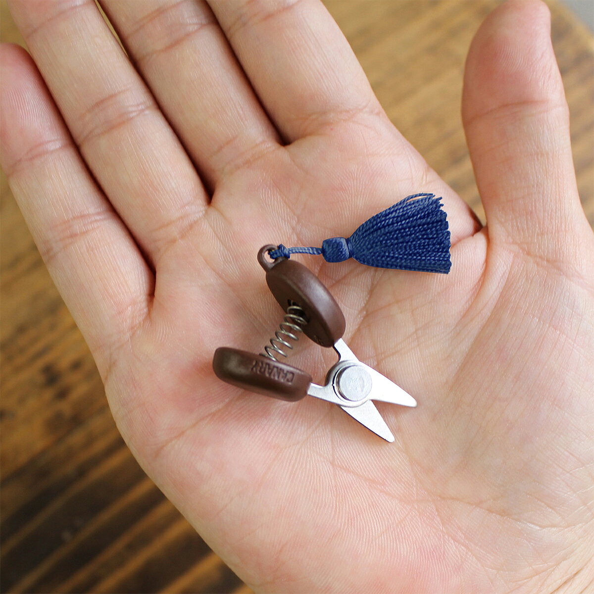 Cohana コハナ 関の豆ばさみ 小さなハサミ 糸切りばさみ 糸切り 日本製 Made in Japan KAWAGUCHI 裁縫道具 豆ばさみ 糸切バサミ カバー 糸切ばさみ 小さいハサミ 手芸用はさみ favoritestyle-10004251 FavoriteStyle〜キッチン・雑貨〜 サンプル画像2