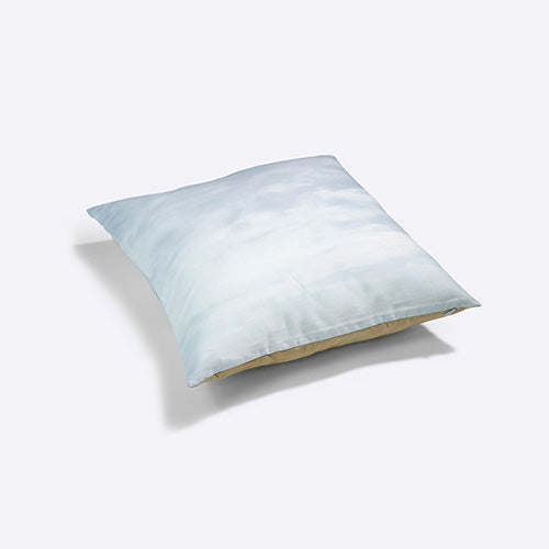 日本製 クッションカバー 45×45cm クッション カバー Dreamscape - series 'The Ephemeral III'|アーティスト Namiko Kitaura|オックスコットン 綿 コットン FAVORRIC フェイバリック 45cm 45×45 45 45 天然素材 国産 おしゃれ 洗える ソファ 正方形 カバー 絵画 [2]