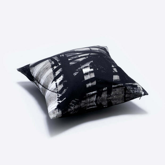 日本製 クッションカバー 45×45cm クッション カバー with ink 5｜アーティスト　Chappy｜石部奈々美｜オックスコットン 綿 コットン FAVORRIC フェイバリック 45cm 45×45 45 45 天然素材 国産 おしゃれ 洗える ソファ 正方形 カバー 絵画