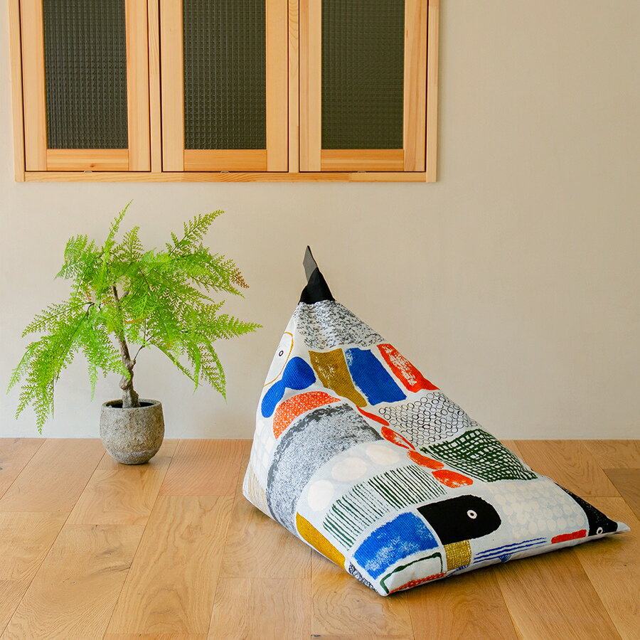 日本製 ビーズクッション tetra コットンキャンバス | かくれんぼ|アーティスト しまむらひかり|コットン 綿 FAVORRIC フェイバリック | ビーズクッション | tetra テトラ |日本製 | 天然素材 | [2]