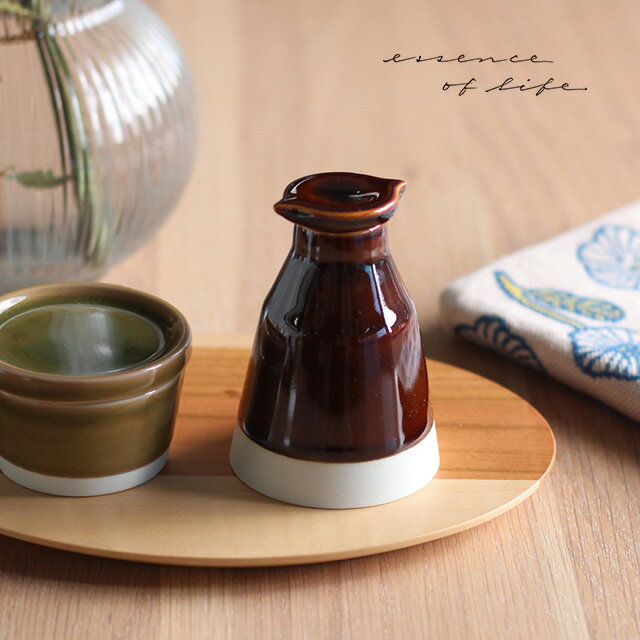 essence of life essence studio line es soy pot エッセンス スタジオ ライン イーエス ソイ ポット 75ml(醤油さし 醤油差し しょうゆさし 北欧 かわいい おしゃれ おすすめ 醤油入れ 小型 シンプル 食洗機 酢 ソース差し 小さい 日本製 波佐見焼)のサムネイル
