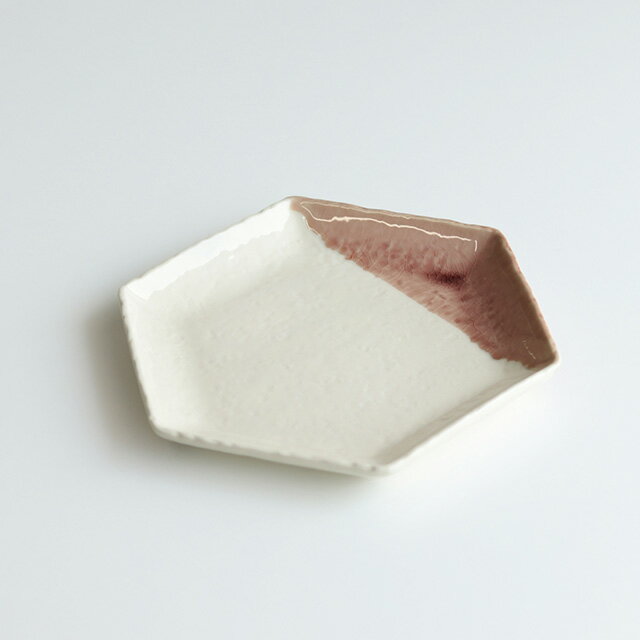 m.m.d. marriage colors line パンプレート(プレート ワンプレート 皿 大きめ六角 角 おしゃれ 食器 食洗機 レンジ対応 瀬戸焼 大皿 メイン皿 盛皿 和食器 トースト リム皿 パスタ皿 カレー皿 結婚祝い プレゼント 日本製 ツートン)