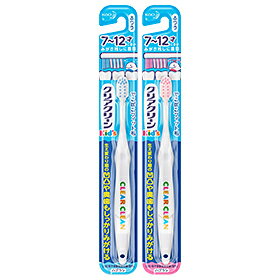 歯の形状に着目。みがきやすさ最適設計。 7〜12才向けは生え変わり期の凸凹や奥歯に強い「でこぼこフィット毛」と「仕上げみがき兼用ハンドル」でしっかり磨けます。 ブルー・ピンクの2色があります。 【ハブラシ】内容量：1本×72個セット【広告文責】英雄伝説株式会社 Tel：03-6717-4644 メーカー欠品や廃番によって商品をご用意できない場合がございます。 リニューアルなどにより商品画像と実際のパッケージデザインが異なる場合がございます。 予めご了承下さい。　