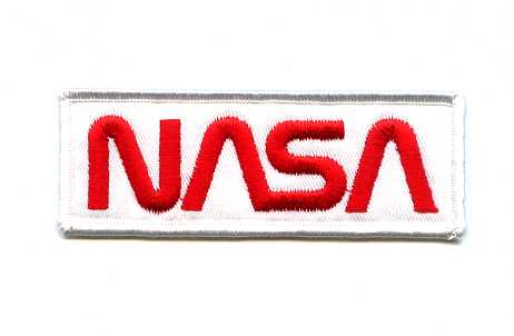 NASA　白ベース 赤文字　ワッペン【アメリカ USA エンブレム】