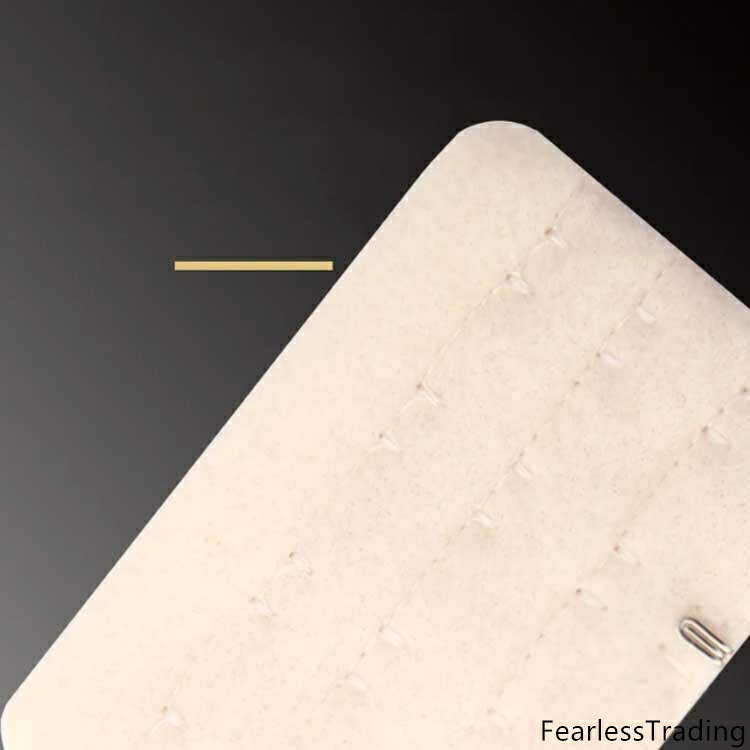 ブラアンダーを簡単に延長できるブラホック(6個入り)ついに窮屈なブラから付け心地抜群なブラに再生できる!プチプラで経済的!これは持ってて損はなし使いやすく、耐久性があり、使い心地の良い仕様にするこだわり幅の種類が豊富!様々なブラに対応できる幅ばかり サイズ 01-2列3段(6個入り) 02-3列3段(6個入り) 03-4列3段(6個入り) 04-5列3段(6個入り) サイズについての説明 01 2列3段 02 3列3段 03 4列3段 04 5列3段 素材 ナイロン100% 色 肌色 ブラック レッド ホワイト 備考 注意★洗濯時、色落ちがございます。他の物とのお洗濯もお控えくださいませ。湿気を含んだ状態や水を含んだまま放置しないでください。この製品は洗濯で若干縮むことがあります。洗濯機は使用できません。※ベージュ×モカのみ使用糸の関係上、風合いが少々異なります。 ●綿混合商品は洗濯時に多少縮む事がございます。 ●本製品は生産過程におきまして、生地を織る際の糸の継ぎ目や多少のほつれが生じることがありまが、品質上は問題ありません。また、生地の織りに他繊維が混紡している場合もございます。▼色落ちの恐れがございますので、他のものとは分けて洗濯してください。▼タンブラー乾燥はお避け下さい。▼洗濯の際は他の物と区別して、漂白剤を避け、手洗いを お勧めします。