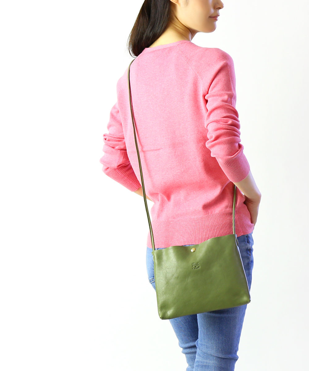 イルビゾンテ バッグ 正規品 IL BISONTE レザー ロゴエンボス ショルダーバッグ レザーポシェット ポシェット 売れ筋アイテム ピンク 横長 薄型 スリム outlet ・54192302210-0061901(レディース)(2F)(last_1)