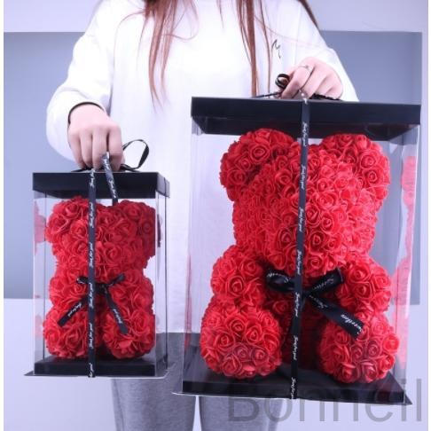 永生花 ギフトクマ型 熊 ソープフラワー ボックスフラワー 造花 フラワー 石鹸花 枯れない花 プレゼント 結婚祝い バレンタインデー 母の日 観賞用 お祝い 敬老の日 お誕生日 イベント 卒業式 お見舞い フラワーボックス フラワーブーケ 石鹸 花束造花 【サイズ】25cm：高さ25cm*横幅16cm*奥行16cm／40cm：高さ36cm*横幅28cm*奥行28cm【POINT】生花と見間違えるほど美しい石鹸で作られたソープフラワー誕生日や結婚記念日など、プレゼントにピッタリ・【こんな時のギフトに】お誕生日プレゼント 開店祝い 新築祝い 結婚祝い 結婚記念日 出産祝い 歓送迎会 記念品 卒業祝い 入学祝い 退職祝い 送別会 内祝い お見舞い お返し 自宅用 贈答用 記念日 母の日 父の日 敬老の日 お中元 お歳暮 クリスマス バレンタインデー ホワイトデーなどのフラワーギフトに最適・ 指定された配送時間は承っておりません。【Bonneil】永生花 ギフトクマ型 熊 ソープフラワー ボックスフラワー 造花 フラワー 石鹸花 枯れない花 プレゼント 結婚祝い バレンタインデー 母の日 観賞用 お祝い 敬老の日 お誕生日 イベント 卒業式 お見舞い フラワーボックス フラワーブーケ 石鹸 花束造花 【サイズ】25cm：高さ25cm*横幅16cm*奥行16cm／40cm：高さ36cm*横幅28cm*奥行28cm【POINT】生花と見間違えるほど美しい石鹸で作られたソープフラワー誕生日や結婚記念日など、プレゼントにピッタリ・【こんな時のギフトに】お誕生日プレゼント 開店祝い 新築祝い 結婚祝い 結婚記念日 出産祝い 歓送迎会 記念品 卒業祝い 入学祝い 退職祝い 送別会 内祝い お見舞い お返し 自宅用 贈答用 記念日 母の日 父の日 敬老の日 お中元 お歳暮 クリスマス バレンタインデー ホワイトデーなどのフラワーギフトに最適・ 指定された配送時間は承っておりません。【Bonneil】