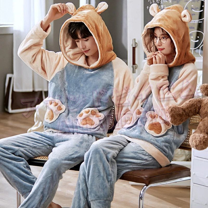 【素材】フランネル 【カラー】写真色 【サイズ】M-2XL おしゃれで可愛い冬向けのパジャマ、春秋に欠かせない優秀アイテムです。上品なデザイン、着脱しやすいし、着ているだけで気分も上がること間違いなし ご家庭で洗濯可能（洗濯機OK） 優しく柔らかな雰囲気に仕上がって、厚手でとても暖かい、良質な睡眠も幸せ感も満点です 。 ご家族、ご友人、恋人等大切な方へのプレゼントとしてもご利用いただけます。自分へのご褒美にもおすすめです。 【注意事項】 ◆平置き素人採寸ですので多少の誤差はご容赦下さい。 ◆実物の色に近くなるよう自然光での撮影を基本にしていますが、モニター環境等により実物と若干異なる場合がございます。 ◆柄物プリントの柄配置は、縫製の都合上、商品毎に異なる場合がございます。 ◆カラー名称は、商品識別用の名称で実際の色を表すものではございません。 ◆より美しく魅せる為、デザインジップを使用している商品があり、スライドがしづらく感じる場合がございます。【素材】フランネル 【カラー】写真色 【サイズ】M-2XL おしゃれで可愛い冬向けのパジャマ、春秋に欠かせない優秀アイテムです。上品なデザイン、着脱しやすいし、着ているだけで気分も上がること間違いなし ご家庭で洗濯可能（洗濯機OK） 優しく柔らかな雰囲気に仕上がって、厚手でとても暖かい、良質な睡眠も幸せ感も満点です 。 ご家族、ご友人、恋人等大切な方へのプレゼントとしてもご利用いただけます。自分へのご褒美にもおすすめです。 【注意事項】 ◆平置き素人採寸ですので多少の誤差はご容赦下さい。 ◆実物の色に近くなるよう自然光での撮影を基本にしていますが、モニター環境等により実物と若干異なる場合がございます。 ◆柄物プリントの柄配置は、縫製の都合上、商品毎に異なる場合がございます。 ◆カラー名称は、商品識別用の名称で実際の色を表すものではございません。 ◆より美しく魅せる為、デザインジップを使用している商品があり、スライドがしづらく感じる場合がございます。