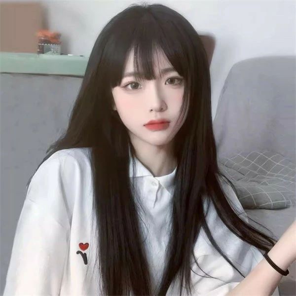 類似商品はこちら ＊.*꙳フルウィッグ 超自然 ピンク wig 普段使い3,340円ウィッグ フルウィッグ ロング キュート ネッ4,970円黒髪 ウィッグ 自然 ショート コスプレ 普段5,110円ウィッグ 可愛い ロング 超自然 フルウィッグ4,990円ウィッグ ロング 可愛い 超自然 フルウィッグ6,170円フルウィッグ ロング 自然 ウィッグ 可愛い 5,960円 セット内容&nbsp;✽.*꙳ ウィッグ/ヘアネット【※こちらの商品は、個人差等ございますので、商品ご到着後、お客様ご自身より手くしやカット等多少の調節が必要な場合もございます。】「記載のないアクセサリー　小物等は付属しません」 大事なお知らせ&nbsp;.♔꙳&there4; #よくみて #コピーガード対策品 #TODOKANAI #サイズ違い #ABUNAI #やばい #コピー商品 ＃パクり ＃ニセモノ 素材&nbsp;✽.*꙳ 高温耐熱ファイバー カラー&nbsp;✽.*꙳ ブラック サイズ (cm)&nbsp;✽.*꙳ 長さ：約60cm※表記寸法と実寸値の多少の誤差はご容赦ください。 送料&nbsp;✽.*꙳ ★1点 880円(北海道・九州・沖縄・離島除く)商品を複数ご注文の場合の送料は、下記の表を参照してください。 ※SALE品など、他商品との同梱発送不可の商品と合わせてご購入の場合、送料の計算が異なりますのでご注意ください。 注意事項&nbsp;✽.*꙳ ●ページの閲覧環境によって、掲載写真と実際の商品の色合いが異なる場合があります。 ●モデルに小物を使う場合がございますが、商品に含まれませんので、セット内容をご確認ください。 ●製造過程・出荷過程の間に出来た細かなキズ・ヨゴレなどある場合がございます。細かい部分まで気になさる方は、ご購入をご遠慮ください。 ●商品の仕様は、製造元の都合により予告なく変更や突然の欠品等で商品手配の遅れや手配ができない場合がございます。 ●お届けした商品に不備がございましたら、お届け後5日以内にご連絡ください。早急に対応させていただきます。なお期日を過ぎた場合はお受け致しかねます。 ●土日祝祭日のご注文およびお問い合わせへの弊社からのご連絡は、翌営業日となります。 ●海外製品のため、詳細タグなし。 ●配送の関係上、ラッピング対応は受け付けておりません。 &nbsp;&nbsp;会社・学校・団体でご購入のお客様 発送の際、ご担当者様のお名前（フルネーム）が必要となります。 登録情報のお名前を、会社名や団体名のみでご登録されている場合、ご登録名をご担当者様のお名前にご変更していただくか、【備考欄】にフルネームでご記入願います。 【納品書や領収書につきまして】 当店では個人情報保護及び環境保全の為ペーパーレス化に取り組んでおりますので、お届けのお荷物に納品書（お買上明細書）は同封しておりません。ご了承くださいませ。 ご希望の場合、ご注文時【備考欄】にご記入願います。PDFファイルをメールにて添付いたします。 &nbsp;&nbsp;返品・交換・キャンセルについて サイズ間違い・イメージ違いなど、お客様都合によるキャンセルやご交換は原則として承っておりません。返品ルールに関しましては、リンク先ページをご覧の上、お気軽にお問い合わせください。 SIMILAR COLOR ブラック 黒類似商品はこちら ＊.*꙳フルウィッグ 超自然 ピンク wig 普段使い3,340円ウィッグ フルウィッグ ロング キュート ネッ4,970円黒髪 ウィッグ 自然 ショート コスプレ 普段5,110円ウィッグ 可愛い ロング 超自然 フルウィッグ4,990円ウィッグ ロング 可愛い 超自然 フルウィッグ6,170円フルウィッグ ロング 自然 ウィッグ 可愛い 5,960円 セット内容&nbsp;✽.*꙳ ウィッグ/ヘアネット【※こちらの商品は、個人差等ございますので、商品ご到着後、お客様ご自身より手くしやカット等多少の調節が必要な場合もございます。】「記載のないアクセサリー　小物等は付属しません」 大事なお知らせ&nbsp;.♔꙳&there4; #よくみて #コピーガード対策品 #TODOKANAI #サイズ違い #ABUNAI #やばい #コピー商品 ＃パクり ＃ニセモノ 素材&nbsp;✽.*꙳ 高温耐熱ファイバー カラー&nbsp;✽.*꙳ ブラック サイズ (cm)&nbsp;✽.*꙳ 長さ：約60cm※表記寸法と実寸値の多少の誤差はご容赦ください。 送料&nbsp;✽.*꙳ ★1点 880円(北海道・九州・沖縄・離島除く)商品を複数ご注文の場合の送料は、下記の表を参照してください。 ※SALE品など、他商品との同梱発送不可の商品と合わせてご購入の場合、送料の計算が異なりますのでご注意ください。 注意事項&nbsp;✽.*꙳ ●ページの閲覧環境によって、掲載写真と実際の商品の色合いが異なる場合があります。 ●モデルに小物を使う場合がございますが、商品に含まれませんので、セット内容をご確認ください。 ●製造過程・出荷過程の間に出来た細かなキズ・ヨゴレなどある場合がございます。細かい部分まで気になさる方は、ご購入をご遠慮ください。 ●商品の仕様は、製造元の都合により予告なく変更や突然の欠品等で商品手配の遅れや手配ができない場合がございます。 ●お届けした商品に不備がございましたら、お届け後5日以内にご連絡ください。早急に対応させていただきます。なお期日を過ぎた場合はお受け致しかねます。 ●土日祝祭日のご注文およびお問い合わせへの弊社からのご連絡は、翌営業日となります。 ●海外製品のため、詳細タグなし。 ●配送の関係上、ラッピング対応は受け付けておりません。 &nbsp;&nbsp;会社・学校・団体でご購入のお客様 発送の際、ご担当者様のお名前（フルネーム）が必要となります。 登録情報のお名前を、会社名や団体名のみでご登録されている場合、ご登録名をご担当者様のお名前にご変更していただくか、【備考欄】にフルネームでご記入願います。 【納品書や領収書につきまして】 当店では個人情報保護及び環境保全の為ペーパーレス化に取り組んでおりますので、お届けのお荷物に納品書（お買上明細書）は同封しておりません。ご了承くださいませ。 ご希望の場合、ご注文時【備考欄】にご記入願います。PDFファイルをメールにて添付いたします。 &nbsp;&nbsp;返品・交換・キャンセルについて サイズ間違い・イメージ違いなど、お客様都合によるキャンセルやご交換は原則として承っておりません。返品ルールに関しましては、リンク先ページをご覧の上、お気軽にお問い合わせください。 SIMILAR COLOR ブラック 黒