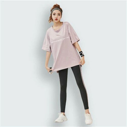 メーカー希望小売価格はメーカーカタログに基づいて掲載しています●セット内容：半袖Tシャツ、レギンス、●素材：ポリエステル、ポリウレタン。●うれしい吸汗速乾。汗を素早く吸収して、外へ逃がすのでいつも快適に過ごせます。●抜群の伸縮性とフィット感で、長く履き続けても膝が出る事もなく、毛玉も出来にくくなっています。●ヨガ、ランニング、トレッキング、ストレッチ、ジム、スポーツ全般に使えます。 これからスポーツを始めたい方、着替えが必要な方、会社帰りにランニング方、コーデに悩まなくていいセットです。●脱ぎ着がしやすく幅広い体型の方にマッチ、すっきりシルエットでどんなアウターにも合わせやすいスポーツウェアです。 【サイズ詳細】【M】着丈70-74cm 、バスト110cm、 ウェスト60-80cm、ズボン丈99cm【L】着丈71-75cm、 バスト114cm 、 ウェスト64-86cm 、ズボン丈100cm【XL/LL】着丈72-76cm 、バスト118cm、 ウェスト68-93cm 、ズボン丈101.5cm【2XL/3L】着丈73-77cm 、バスト122cm、 ウェスト72-100cm 、ズボン丈102.5cm【3XL/4L】着丈74-78cm 、バスト126cm、 ウェスト76-108cm 、ズボン丈104cm【4XL/5L】着丈75-79cm 、バスト126cm、 ウェスト80-115cm 、ズボン丈105cm【ご注意】※商品は平置きして採寸していますので、商品によってはサイズや形に多少の誤差が生じる場合がございます。※PC、環境、光の具合等により、色のイメージが異なって見える場合があります。※北海道、沖縄、離島地方の送料は+1000円で、注文後金額を修正致します。※更新のタイミングによっては実在庫に相違が出る場合がございます。万が一在庫切れや入荷待ちとなる場合はメールにてご連絡いたします。メーカー希望小売価格はメーカーカタログに基づいて掲載しています●セット内容：半袖Tシャツ、レギンス、●素材：ポリエステル、ポリウレタン。●うれしい吸汗速乾。汗を素早く吸収して、外へ逃がすのでいつも快適に過ごせます。●抜群の伸縮性とフィット感で、長く履き続けても膝が出る事もなく、毛玉も出来にくくなっています。●ヨガ、ランニング、トレッキング、ストレッチ、ジム、スポーツ全般に使えます。 これからスポーツを始めたい方、着替えが必要な方、会社帰りにランニング方、コーデに悩まなくていいセットです。●脱ぎ着がしやすく幅広い体型の方にマッチ、すっきりシルエットでどんなアウターにも合わせやすいスポーツウェアです。 【サイズ詳細】【M】着丈70-74cm 、バスト110cm、 ウェスト60-80cm、ズボン丈99cm【L】着丈71-75cm、 バスト114cm 、 ウェスト64-86cm 、ズボン丈100cm【XL/LL】着丈72-76cm 、バスト118cm、 ウェスト68-93cm 、ズボン丈101.5cm【2XL/3L】着丈73-77cm 、バスト122cm、 ウェスト72-100cm 、ズボン丈102.5cm【3XL/4L】着丈74-78cm 、バスト126cm、 ウェスト76-108cm 、ズボン丈104cm【4XL/5L】着丈75-79cm 、バスト126cm、 ウェスト80-115cm 、ズボン丈105cm【ご注意】※商品は平置きして採寸していますので、商品によってはサイズや形に多少の誤差が生じる場合がございます。※PC、環境、光の具合等により、色のイメージが異なって見える場合があります。※北海道、沖縄、離島地方の送料は+1000円で、注文後金額を修正致します。※更新のタイミングによっては実在庫に相違が出る場合がございます。万が一在庫切れや入荷待ちとなる場合はメールにてご連絡いたします。